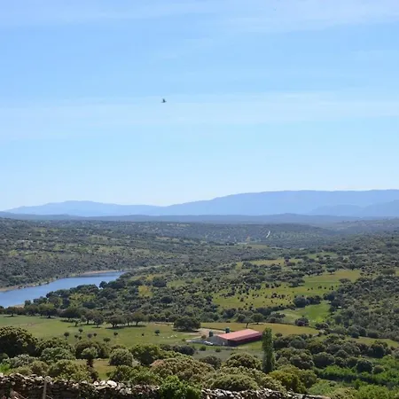 Casa Rural & Spa Mirador Covatilla * Guijo de Avila