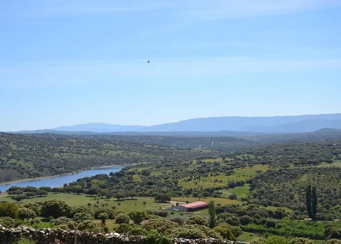 & Mirador De La Covatilla * Guijo de Avila