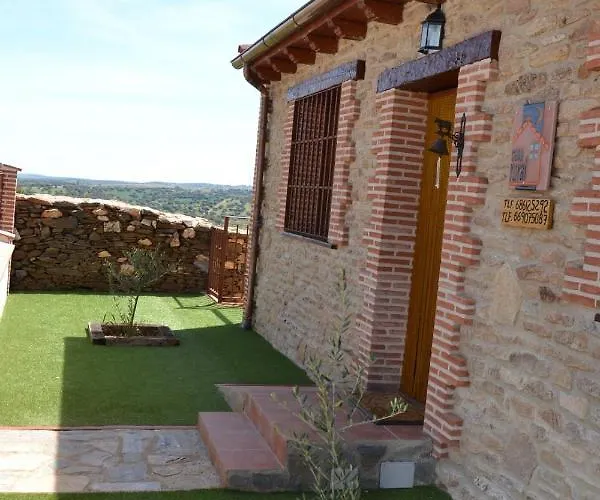 & Mirador De La Covatilla * Guijo de Avila